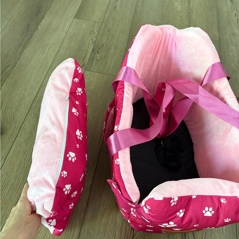 Cullaby Center Console Dog Car Seat for Small Dogs Under 15 lbs NEW - Picture 11 of 11